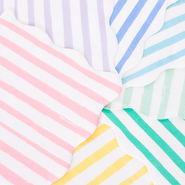 Our scalloped napkins, with bright stripes, are really stylish paper napkins. Image4