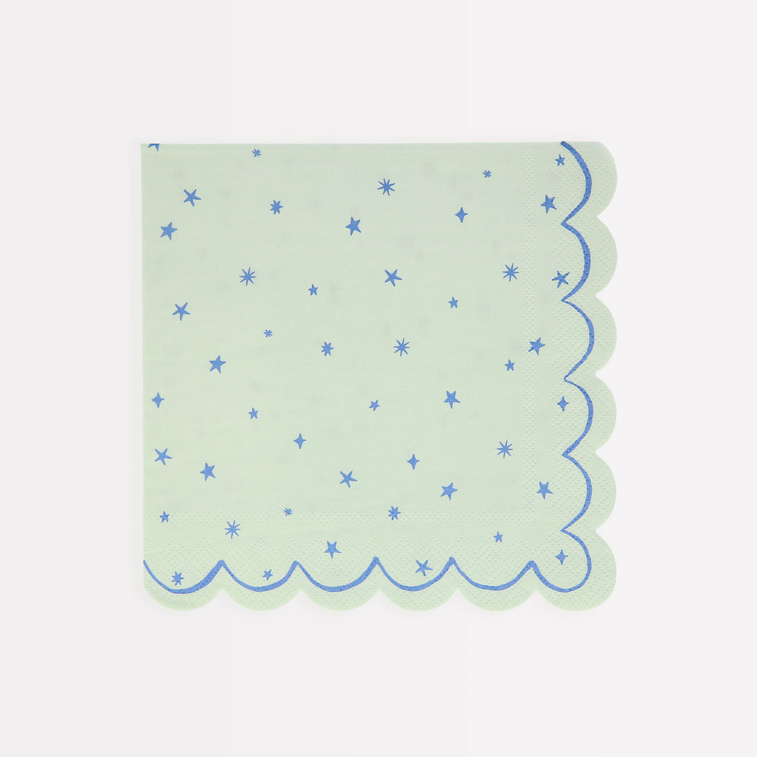 Our paper napkin set features a stylish star design and includes blue napkins, pink napkins and mint napkins.