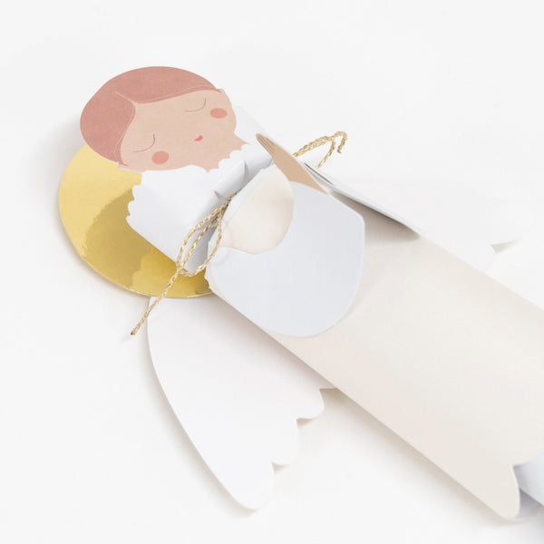 Our delightful angel crackers make the perfect Christmas crackers for kids, and adults. Image3