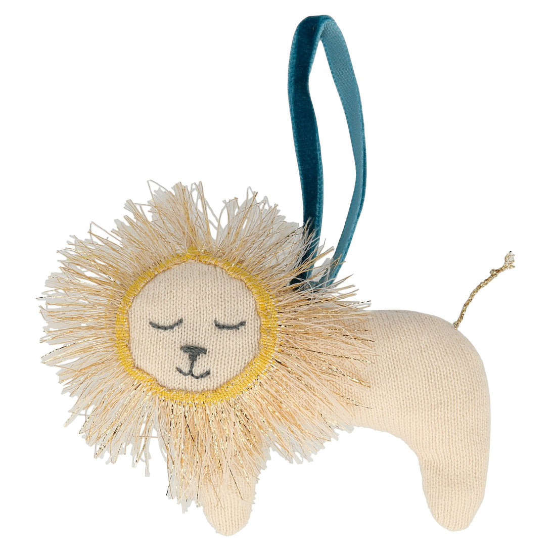 This adorable lion Christmas decoration also makes a fabulous Christmas stocking filler.