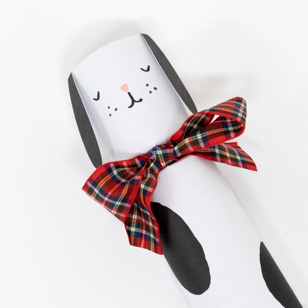 Our dog crackers make the the perfect kids' Christmas crackers. Image3